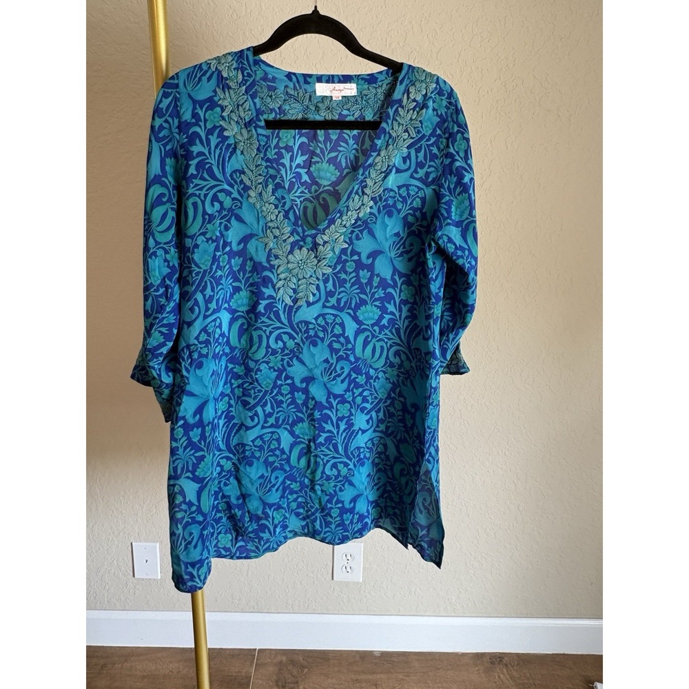 Amaya Women's Floral Embroidered Silk Tunic Size 38/US 6 Blue Green Boho Artsy